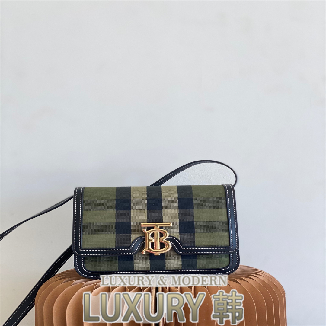 버버리 체크 스몰 TB 크로스백