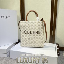 프린트 트리옹프 캔버스 & 카프스킨
