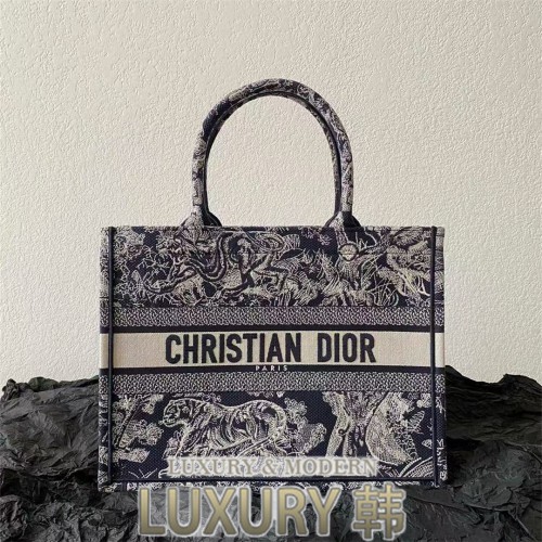 Dior Book Tote 미디엄 백