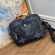 LOUIS VUITTON-플라이트 케이스