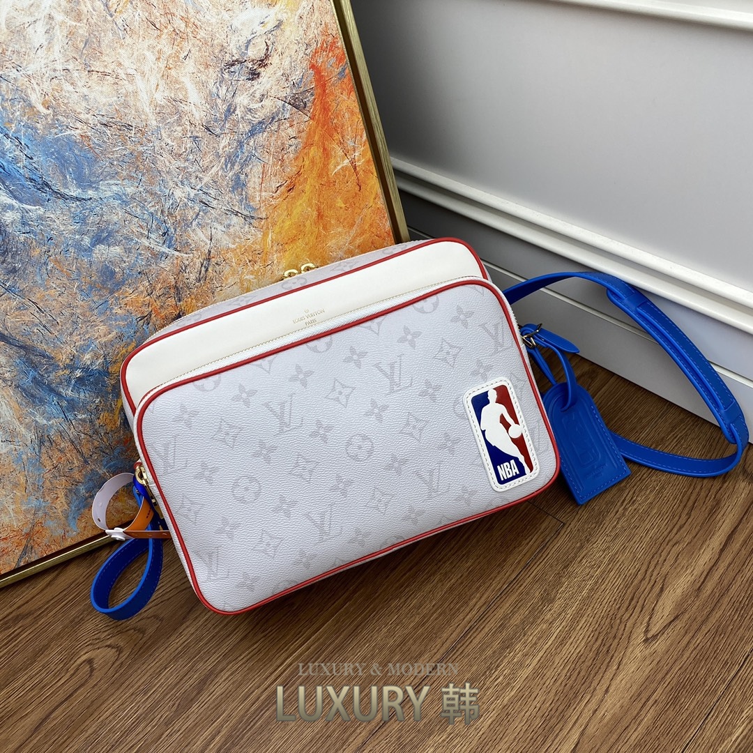 LOUIS VUITTON-LVXNBA 닐 메신저