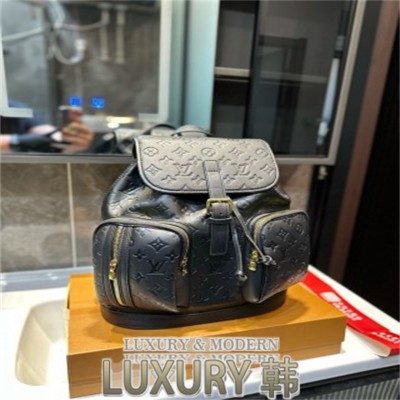 루이비통-Montsouris 트린트 백팩