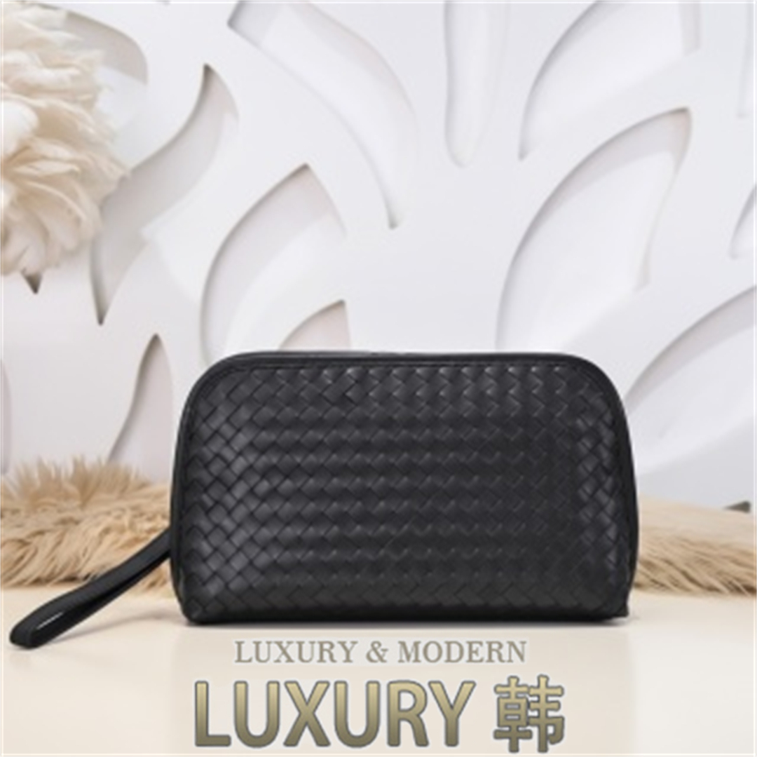Bottega Veneta 클러치백