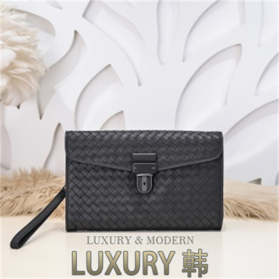 Bottega Veneta 클러치백