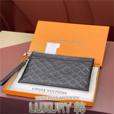 LOUIS VUITTON  트린트 클러