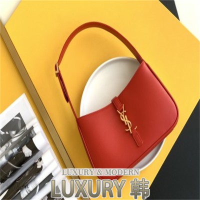 SAINT LAURENT 크로크 엠보스 Le 5 7 호보 백