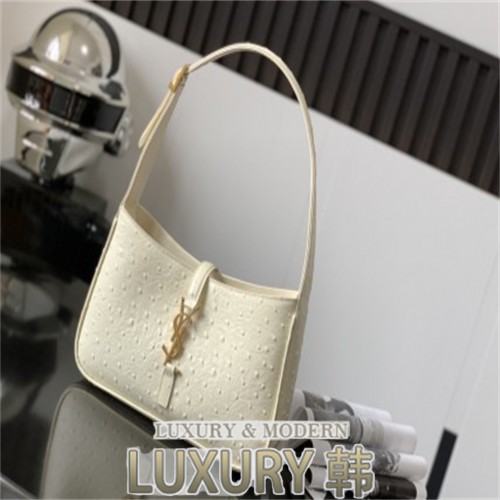 SAINT LAURENT 생로랑 LE5A7 호보 백