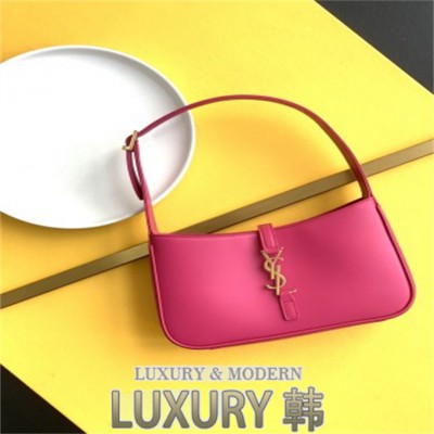 SAINT LAURENT LE5A7 호보백